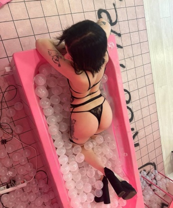 Проститутка Нина